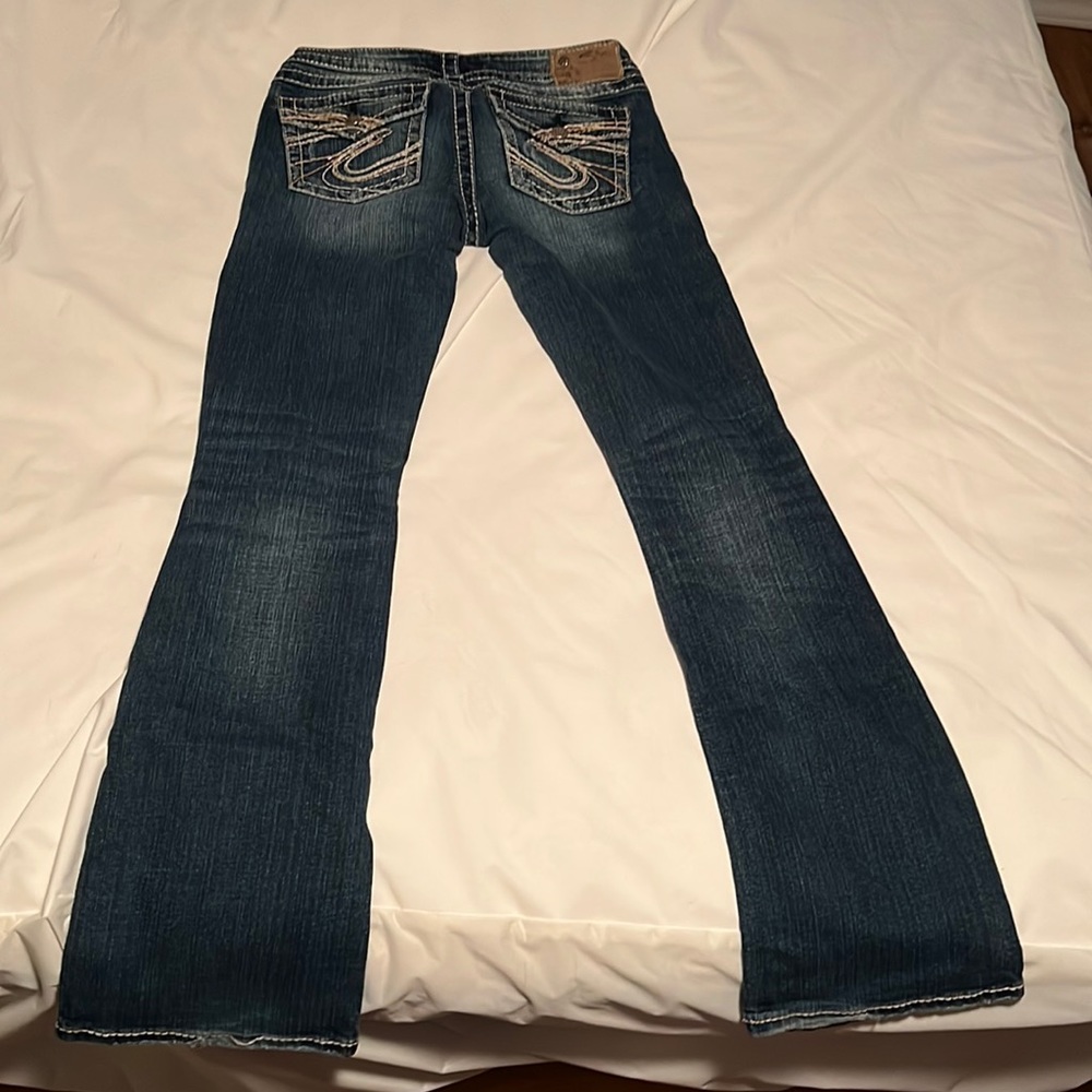 Womens jeans size 28w 33L